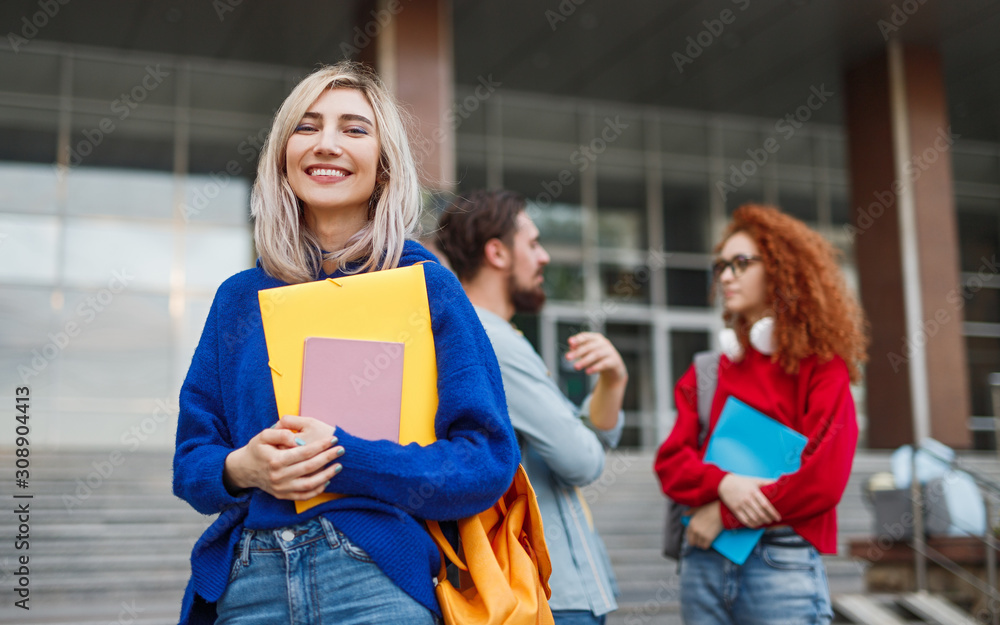 Students Contents Insurance image