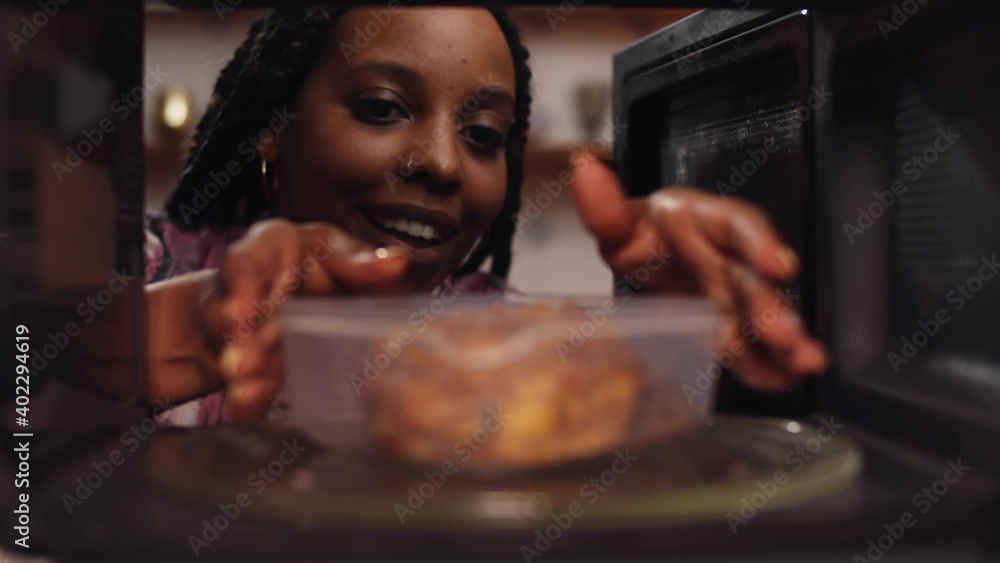 microwave image 
